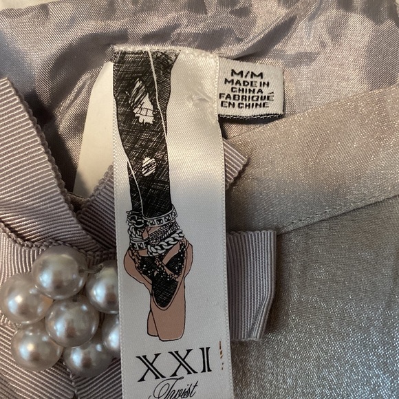 XXI Dress Silver Shimmer Mini Dress Size Medium - Picture 9 of 12